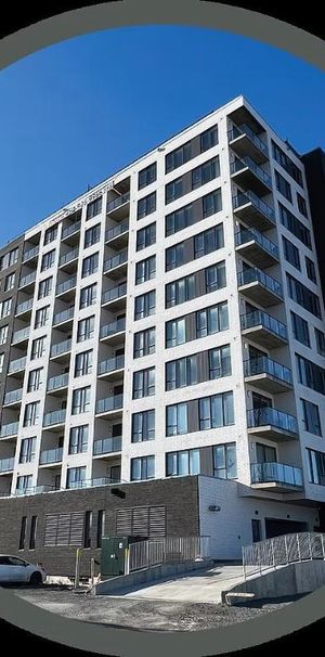 3 1/2 - Laval (Laval-des-rapides) - 1 740 $/mois - Photo 1
