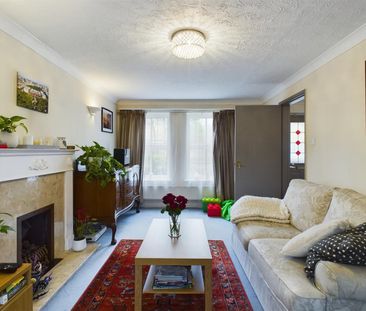 Pallingham Drive, Maidenbower - Photo 2