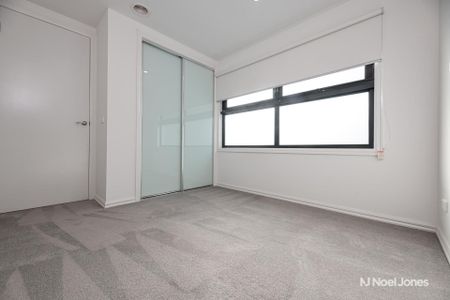 1/13 Kendall Street, RINGWOOD - Photo 4