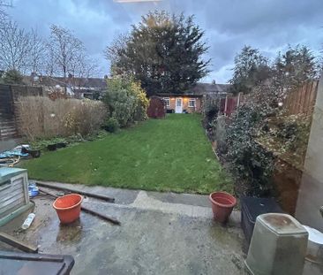 4 bedroom terraced house to rent - Photo 2