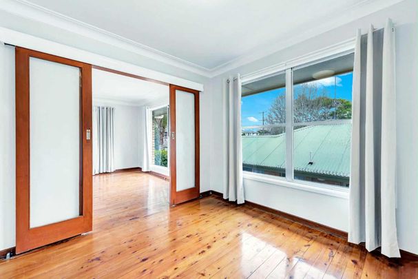 Spacious 3-Bedroom Home in Prime Location - Photo 1