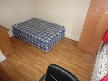 7 bedroom semi-detached house to rent - Photo 4