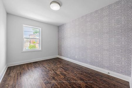 Detached Home For Lease | E8469718 - Photo 5