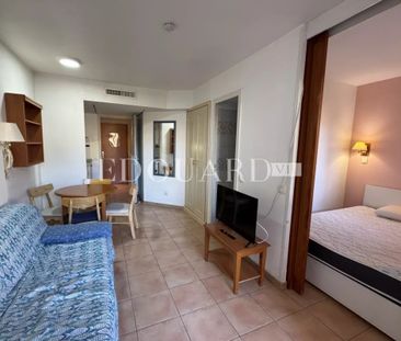 Deux pièces meublé avec terrasse, au quatrième étage d'un immeuble ... - Photo 2