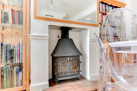 3 bedroom terraced house to rent - Photo 5