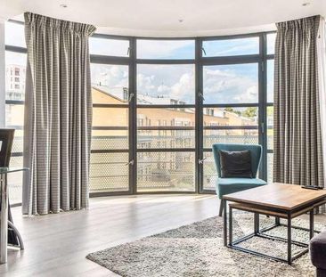 Point Wharf Lane, Brentford, TW8 - Photo 1