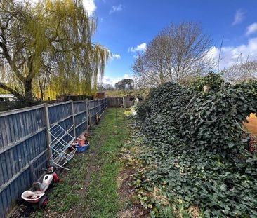 2 bedroom maisonette to rent - Photo 6