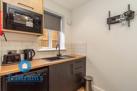 Studio for Rent - Photo 2