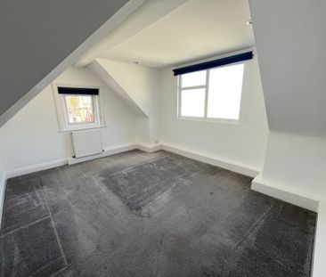 2 bed flat to rent in Westby Road, Bournemouth, BH5 - Photo 1