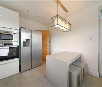 Malvern Court, Onslow Square, SW7 - Photo 3