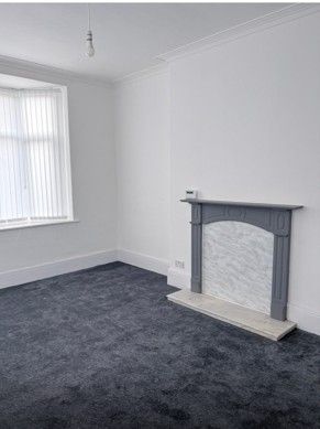 1 Bed Flat, Warren Drive, CH45 - Photo 1