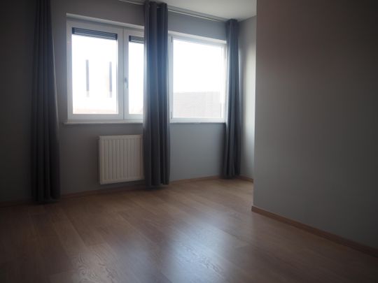 Ruim appartement in het hart van Egem - Photo 1