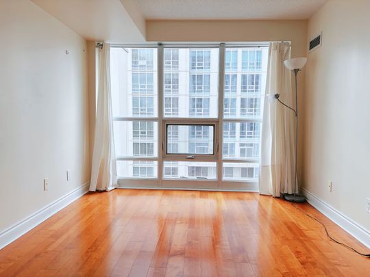 For Lease - 763 Bay Street Unit# 3306, Toronto, Ontario - Photo 1