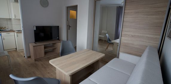 Kawalerka w ścisłym centrum - Zdjęcie 2