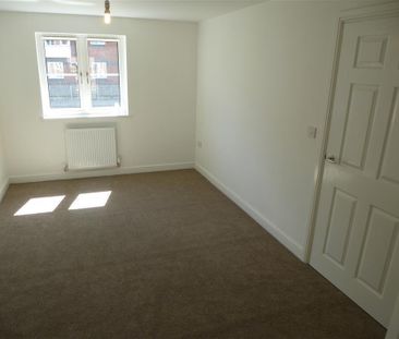 Savile Road - Photo 4