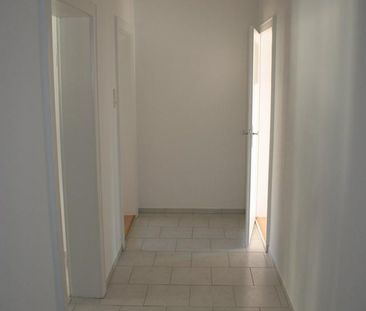 2 Zimmerwohnung hell frisch renoviert Schillerstraße 11 - Foto 1