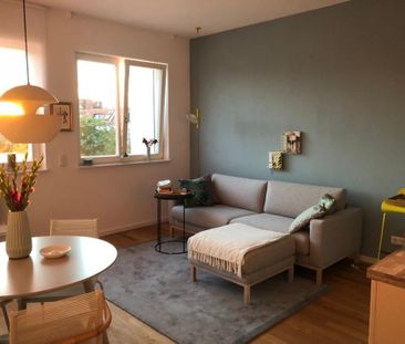 Wohnung Neukölln, 2 Zimmer, 61qm , möbliert, Küche, großer Balkon - Photo 1