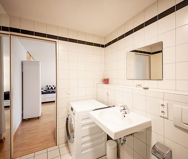 Moderne 1,5 Zimmer Wohnung in Schwabing, nahe Kurfürstenplatz - Photo 1