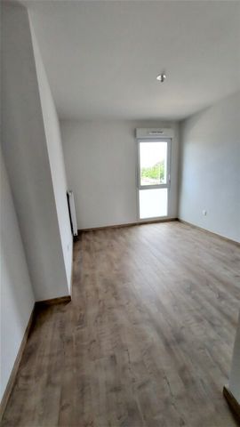 Location Appartement 2 pièces 43m² VILLENEUVE TOLOSANE 31270 - Photo 2