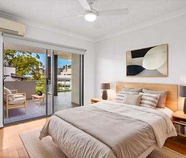 Easy Living in a Bright and Spacious Toowong Apartment - Photo 3