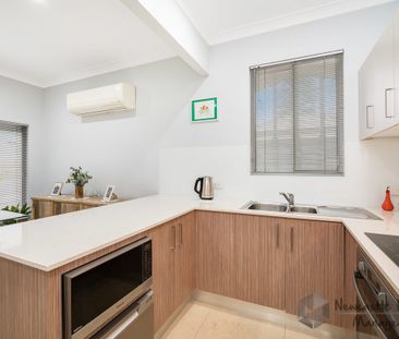 57 Floraville Road, Belmont North - Photo 6