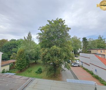 Pekný 3-izbový byt s balkónom na prenájom – Fotografia 2
