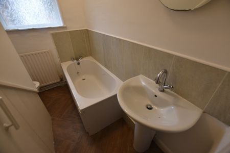 Garden Street Eccles Manchester Greater Manchester - Photo 5