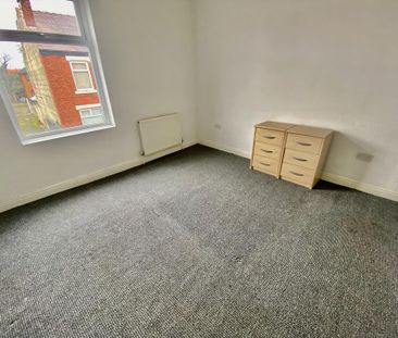 2 bedroom house to rent - Photo 2
