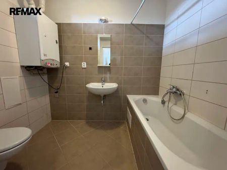 pronájem bytu 1+kk ve Vyškově - Фото 3