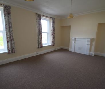 1 bedroom Flat - Photo 5