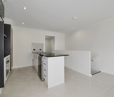 Walking distance to shops and parks - Photo 3