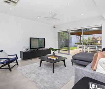 Elevated riverside living - Photo 5