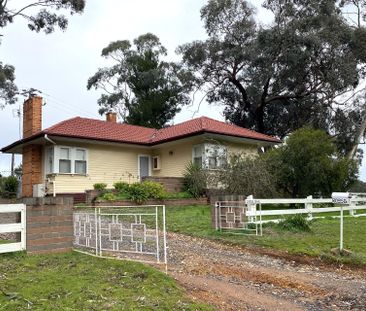 1 Ross Drive, Castlemaine. - Photo 6