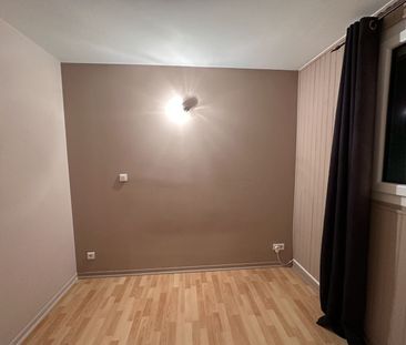 Location Appartement 4 pièces 76m² YERRES 91330 - Photo 3