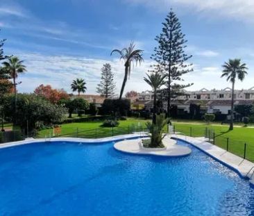 Alquiler de piso en Bv Principe Alfonso Hohenloh - Photo 2