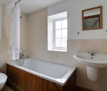 4 bedroom property to rent - Photo 3