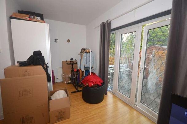 |ref. |, Adelaide Road, Southampton, SO17 - Photo 1