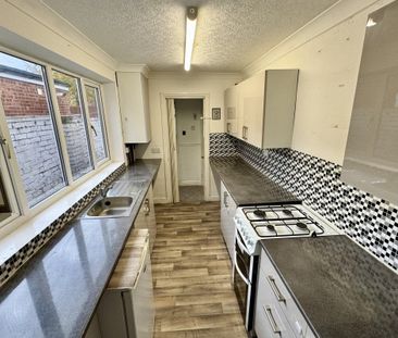 John Street - Photo 1