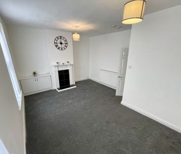 Townhouse apartment available TO LET in Grosvenor Street, Blackpool - Photo 1
