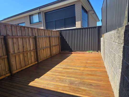 Near New 2 Bedroom Granny Flat&excl;&excl; - Photo 1