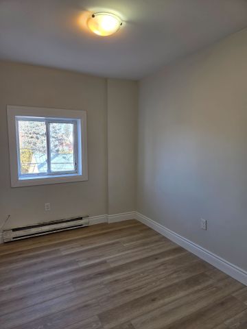 For Lease - 180 King Street Unit# 6, Gananoque, Ontario - Photo 4