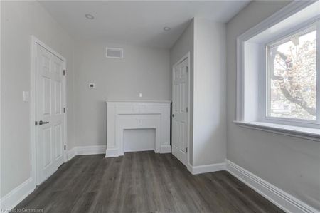 For Lease - 200 Park Avenue Unit# UPPER, Brantford, Ontario - Photo 2