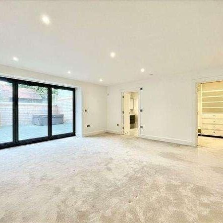 The Stables, Allum Lane, Elstree, WD6 - Photo 1