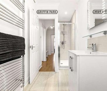 Marlborough Road, London, W4 - Photo 3