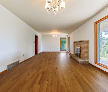 For Lease - 42 Hwy 8 Highway, Hamilton, Ontario - Photo 1