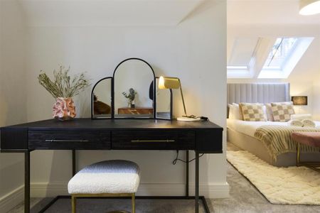 4 bedroom townhouse to rent - Photo 5