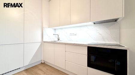 Pronájem bytu 1+kk v osobním vlastnictví 45 m², Praha 9 - Hloubětín - Photo 3