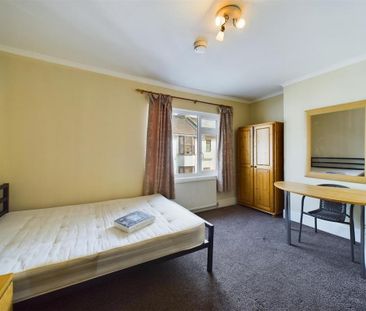 5 bedroom terraced house to rent - Photo 5