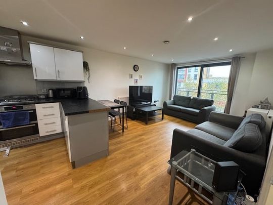 2 Bed Flat, Gabrielle House, IG2 - Photo 1