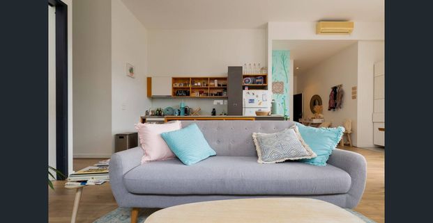 Fully Furnished, Fabulous Light-Filled & Stylish - Photo 1